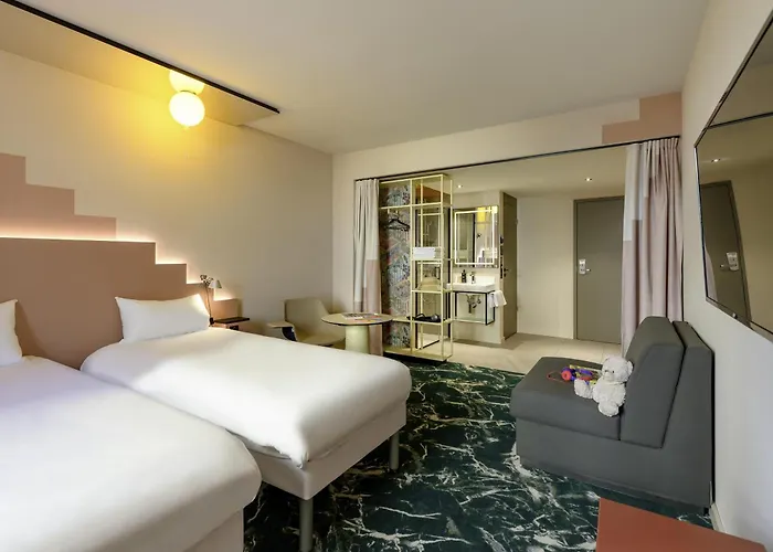 Ibis Styles Center 3*