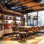 מלון Ibis Styles Center 3*