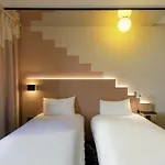 Ibis Styles Center 3*
