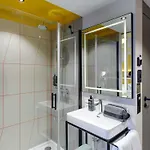 Ibis Styles Center