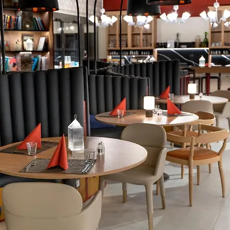 Ibis Styles Center Hotel