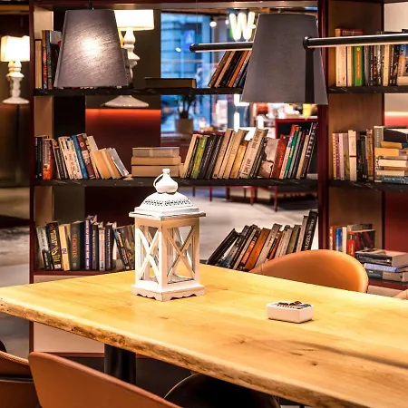Ibis Styles Center 3*