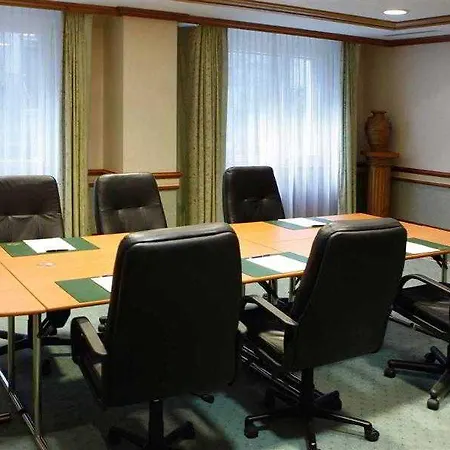Отель Ibis Styles Center Цюрих