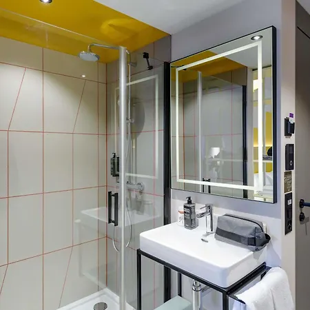 Ibis Styles Center