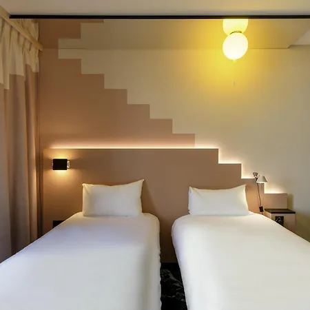 Ibis Styles Center מלון