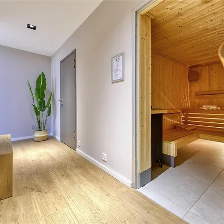Ibis Styles Center
