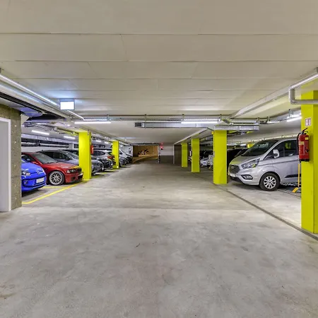 Ibis Styles Center