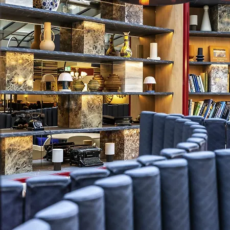 Ibis Styles Center 3*