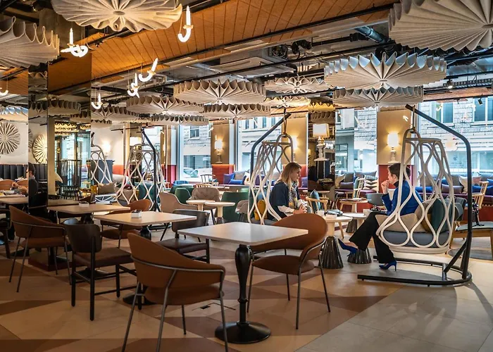 Готель Ibis Styles Center