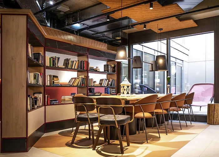 Готель Ibis Styles Center 3*