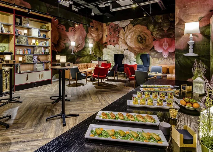 Ibis Styles Center Готель 3*